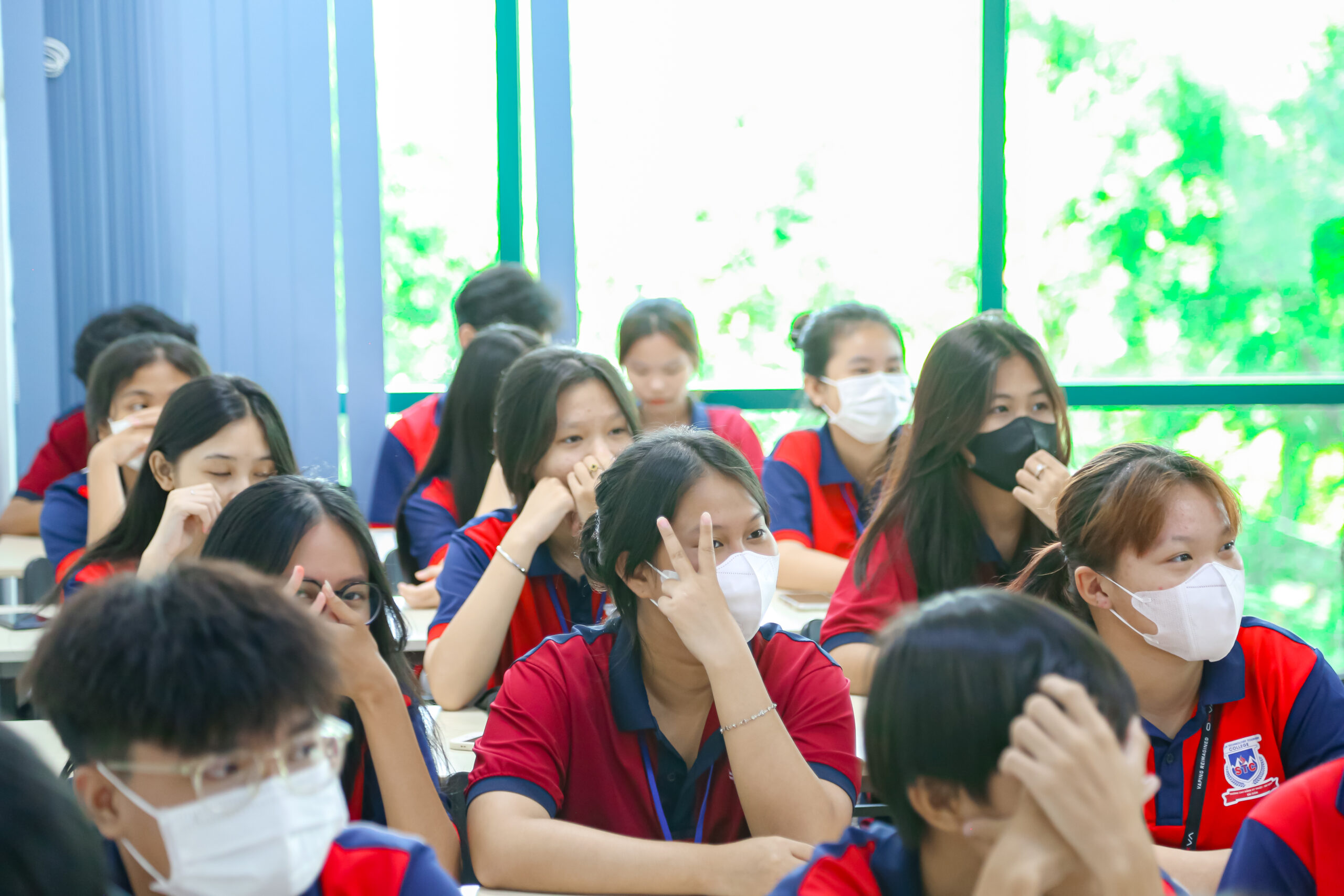 Giảm tải áp lực học văn hóa THPT Giảm tải áp lực học văn hóa THPT