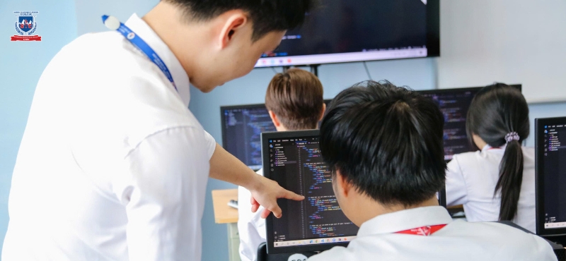 Ngành Công nghệ Thông tin tại Trường STC đào tạo chuyên nghiệp với phòng máy hiện đại, giúp sinh viên vững nền tảng và sẵn sàng gia nhập thị trường việc làm Ngành Công nghệ Thông tin tại Trường STC đào tạo chuyên nghiệp với phòng máy hiện đại, giúp sinh viên vững nền tảng và sẵn sàng đón đầu chuyển đổi số