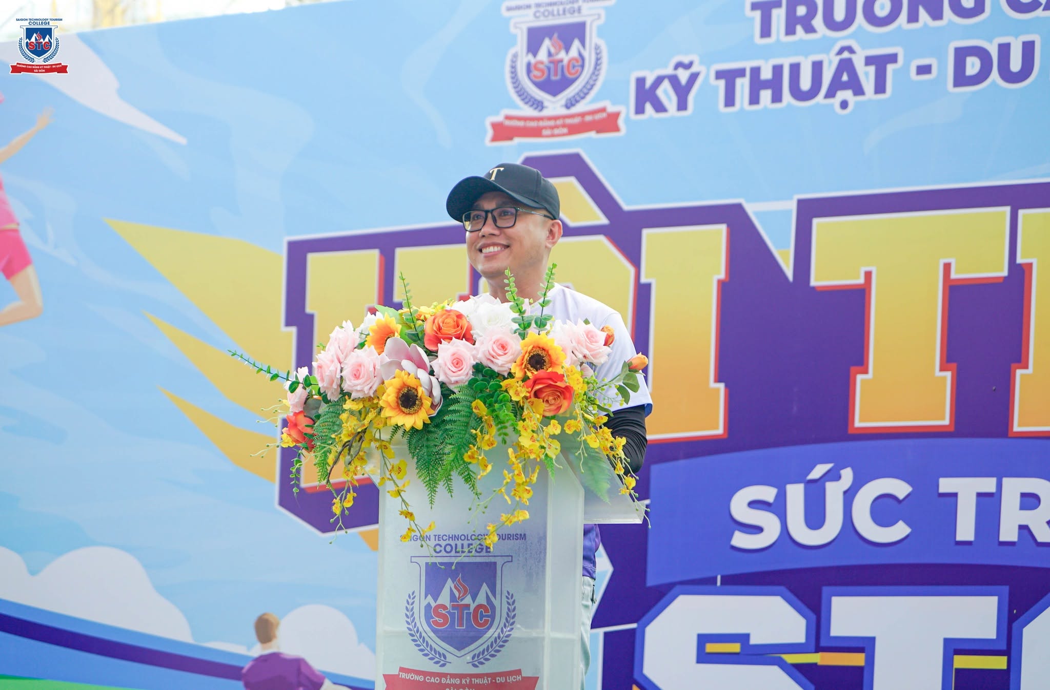 Đại diện Trường STC đại diện tuyên bố khai mạc Hội thao Sức trẻ STC 2026