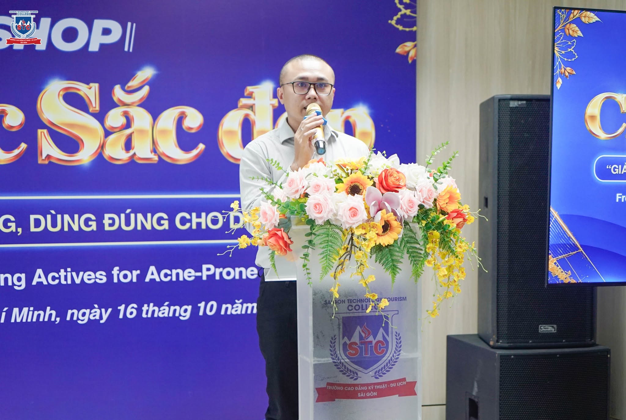 Đại diện Nhà trường phát biểu khai mạc workshop