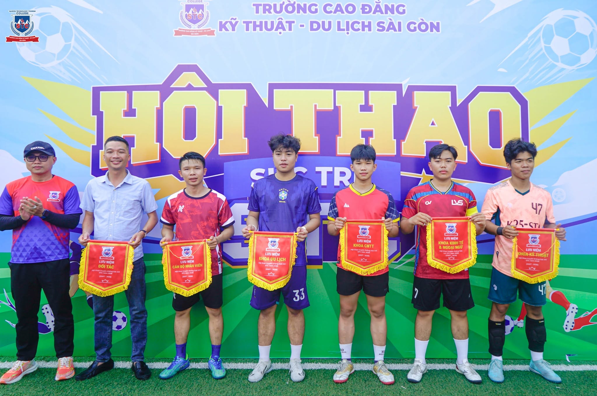 vong-loai-da-bong-stc